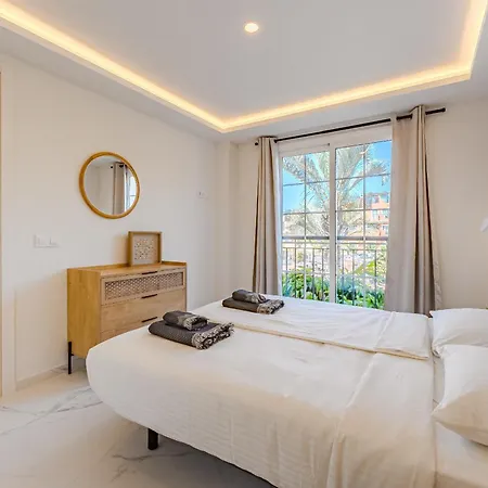 2 Bdr Charming In Christianos