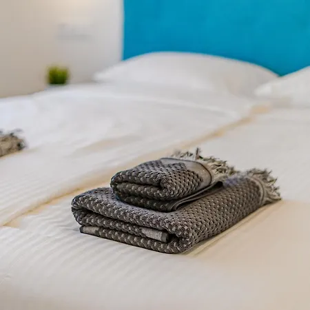 Apartamento 2 Bdr Charming In Christianos *